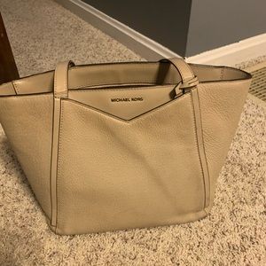 Michael kors tote